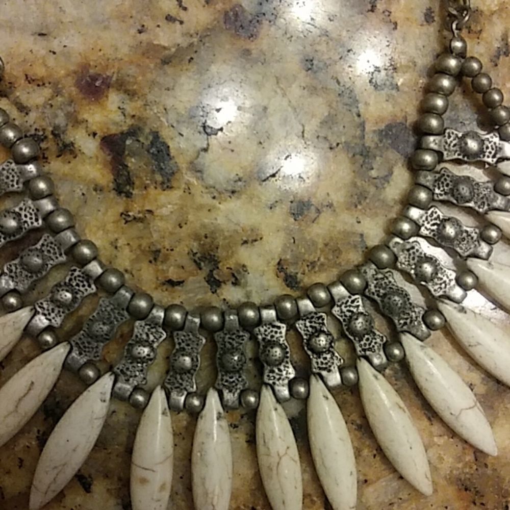 Necklace    - Picture 7 of 8